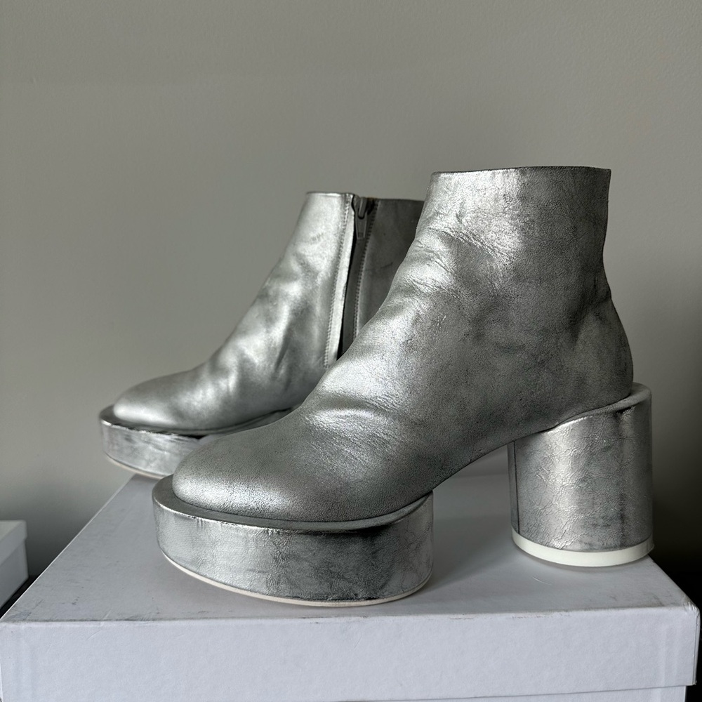EUC MM6 MAISON MARGIELA Ankle Boots In Silver, size US 6/ EU 36